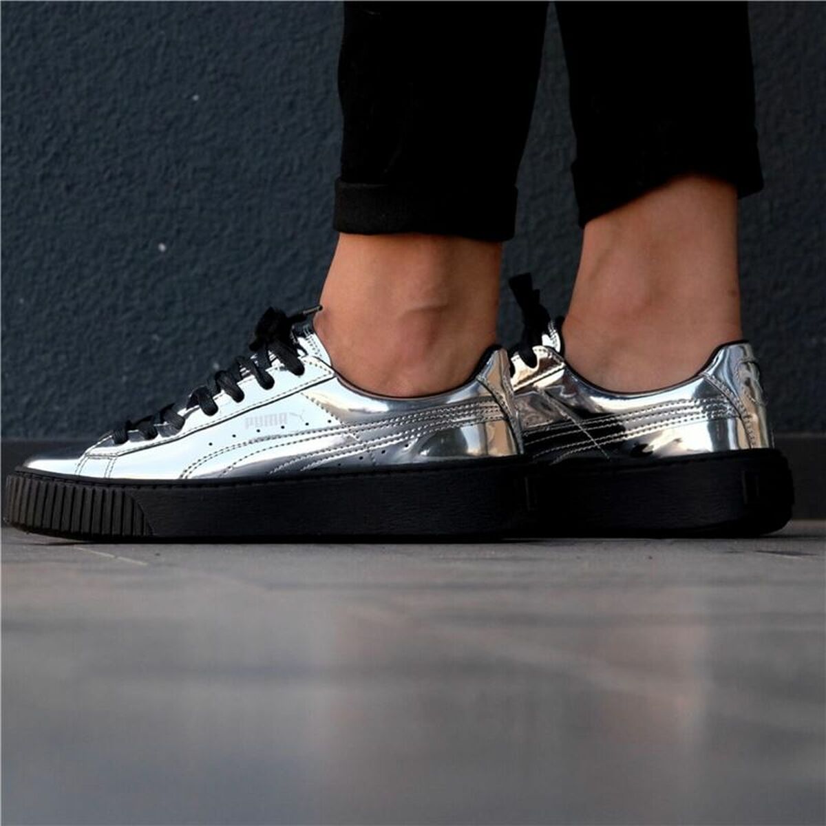Sportschoenen voor Dames Puma Basket Platform Metallic Lichtgrijs