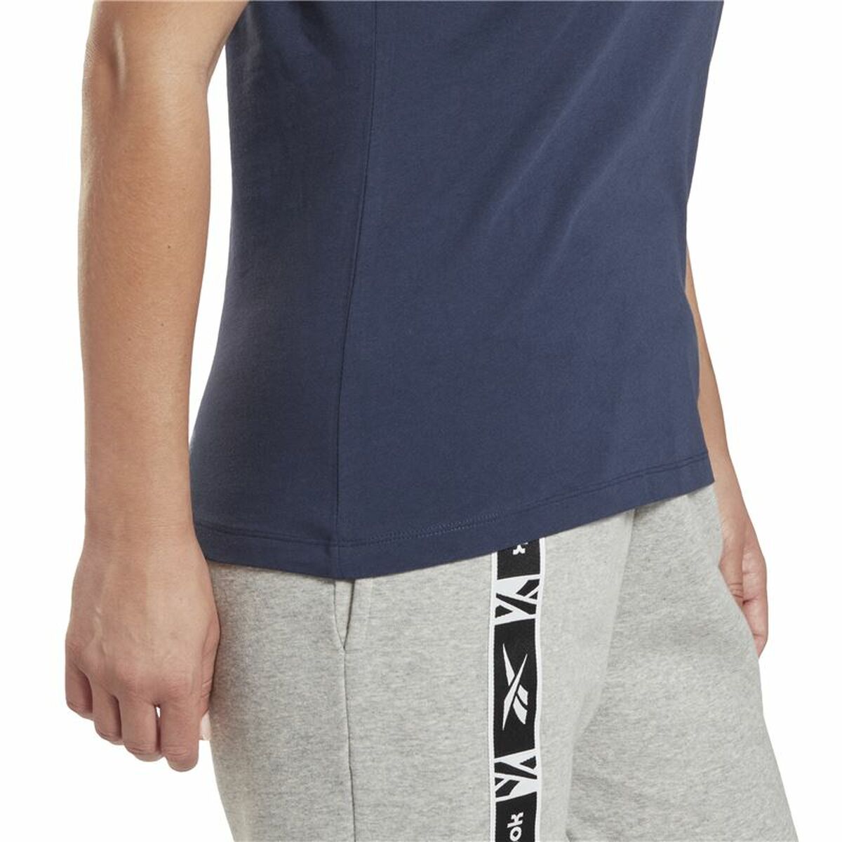 Dames-T-Shirt met Korte Mouwen Reebok Doorbuster Graphic Donkerblauw