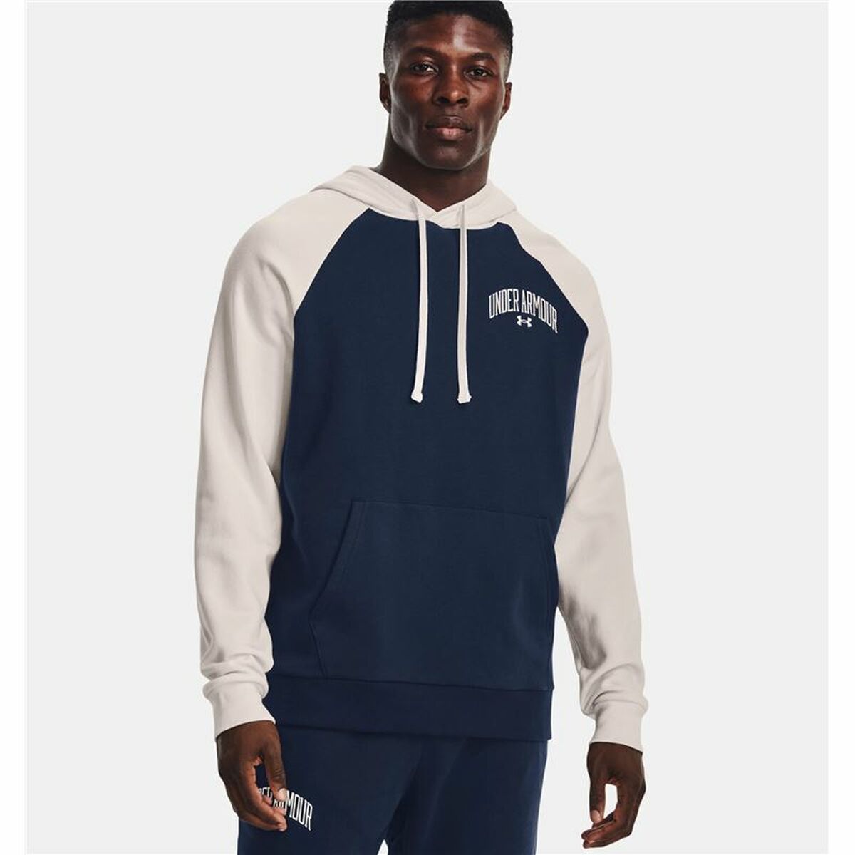 Herenhoodie Under Armour Wordmark Colorblock Marineblauw