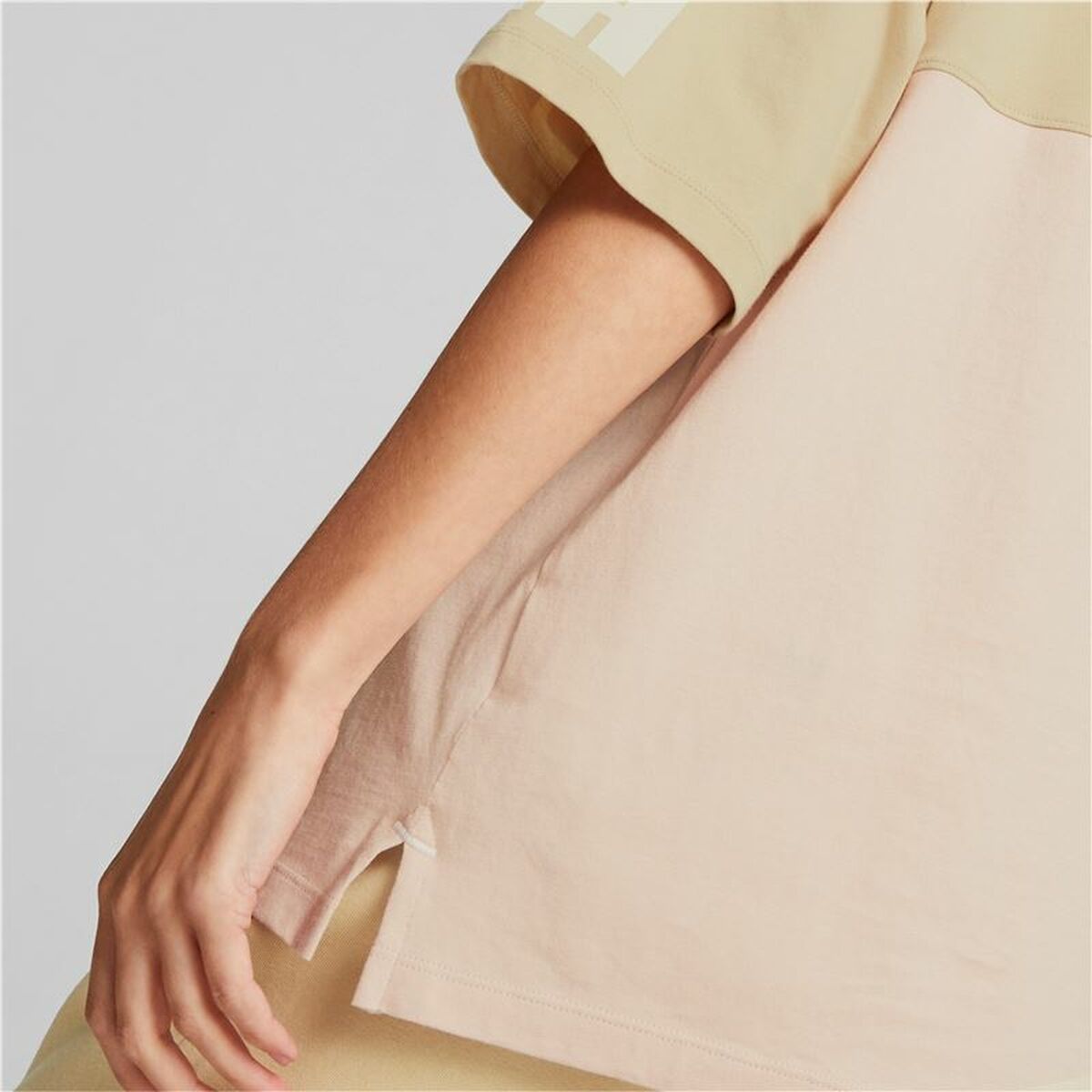Dames-T-Shirt met Korte Mouwen Puma Colorblock Beige