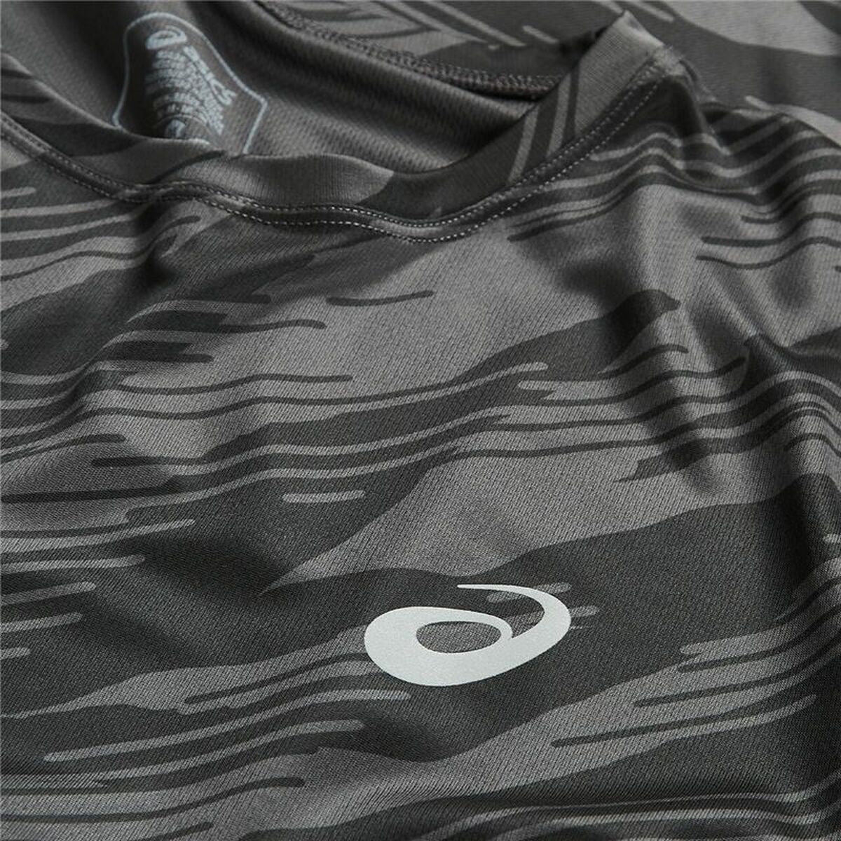Heren-T-Shirt met Korte Mouwen Asics All Over Print Zwart